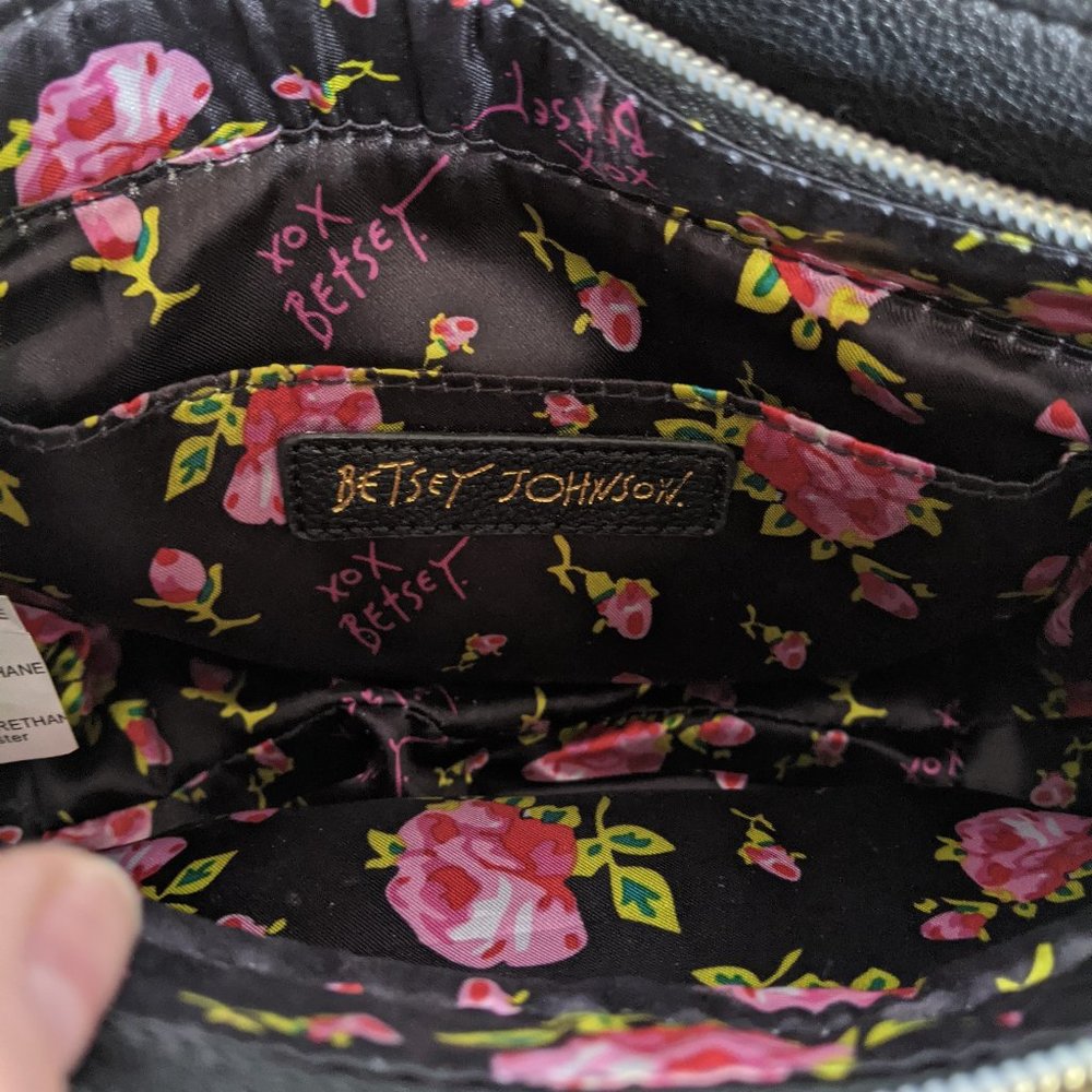 Betsey Johnson "Be Mine" Quilted Hearts Mini Purse - image 6